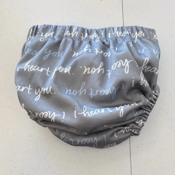 Pampers Pure Hybrid Cloth Diapers New/Never Used. Comes with 12. OS.